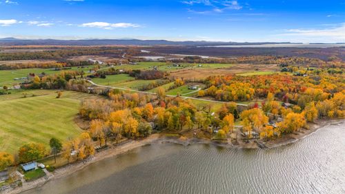 129 Fadden Rd, Swanton, VT, 05488-8046 | Card Image