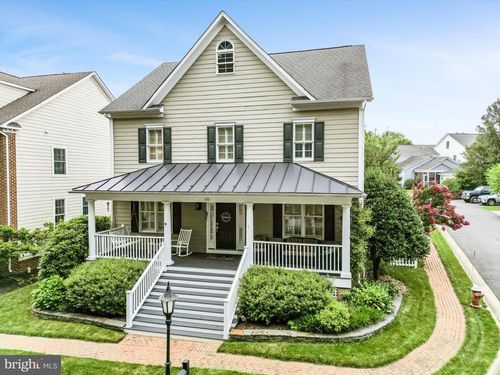 150 Amalfi Ct, PURCELLVILLE, VA, 20132-5816 | Card Image