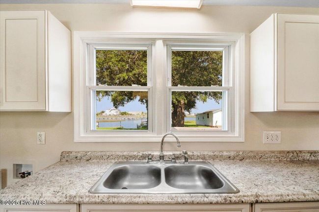 123 Cedar Ln, House other with 2 bedrooms, 1 bathrooms and null parking in Cedar Point NC | Image 21
