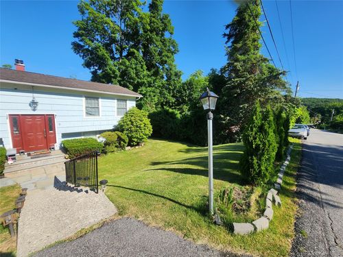 9 Westview Ave, North Salem, NY, 10560-1030 | Card Image