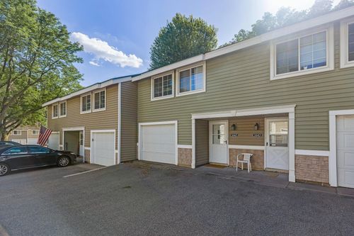 93-1645 River Bluff Ct, Eagan, MN, 55121-1742 | Card Image