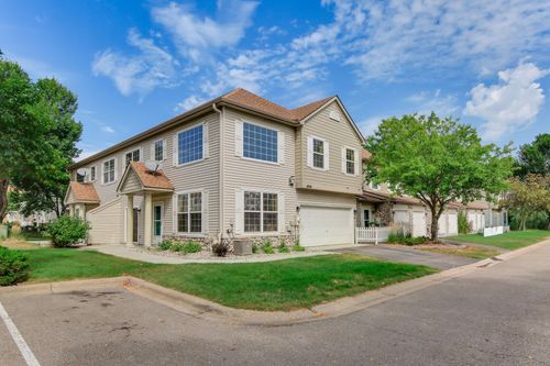 2036 Chicory Way, Chanhassen, MN, 55317-8347 | Card Image
