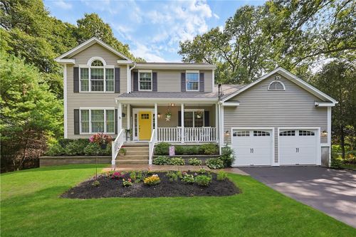 125 Walker St, Seekonk, MA, 02771-2901 | Card Image