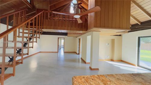 18350 Sw 214th St, Miami, FL, 33187-4113 | Card Image