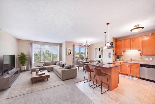 300-1070 Grandview Ct Ne, Columbia Heights, MN, 55421-2387 | Card Image