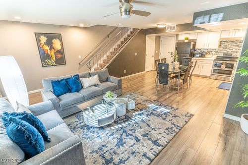 5459 Escondido St, Las Vegas, NV, 89119-2663 | Card Image