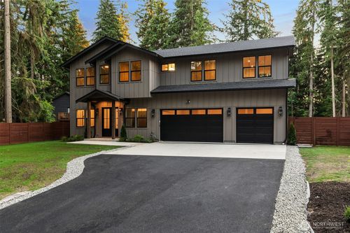 22730 133rd Ave Se, Snohomish, WA, 98296-7823 | Card Image