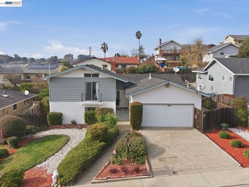 836 Hawthorne Dr, Rodeo, CA, 94572-1708 | Card Image