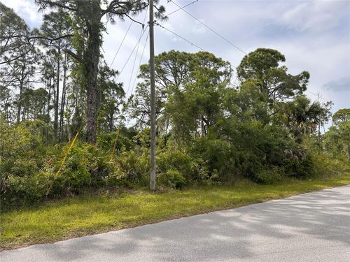 492 Biscayne Dr, Port Charlotte, FL, 33953 | Card Image