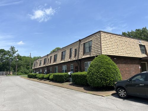 apt-d20-441 Harding Pl, Nashville, TN, 37211-4576 | Card Image