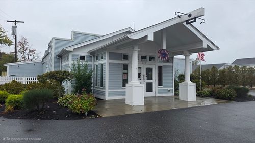 275 Child St, Warren, RI, 02885-2736 | Card Image