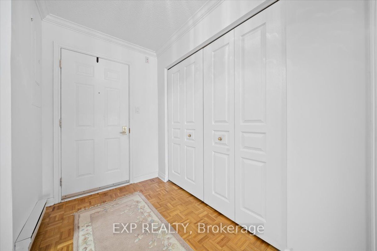 Residential Lease in Russell 4