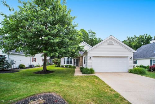 415 Woodside Dr, Sagamore Hills, OH, 44067-3281 | Card Image