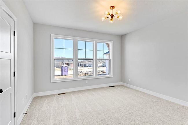 22023 W 94 Th St, House other with 4 bedrooms, 3 bathrooms and null parking in Lenexa KS | Image 27