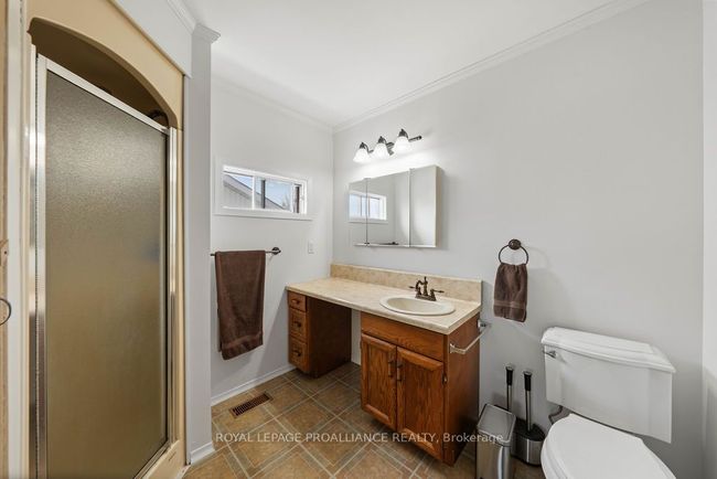 657 49 Highway, House other with 3 bedrooms, 2 bathrooms and 5 parking in Prince Edward County ON | Image 33