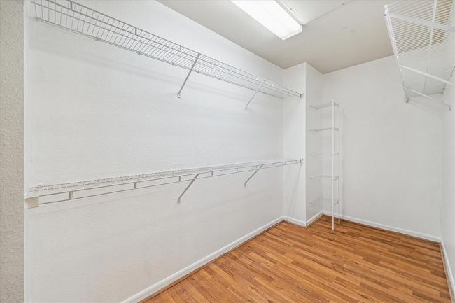 UNIT-2710 - 3505 Sage Rd, Condo with 2 bedrooms, 2 bathrooms and null parking in Houston TX | Image 13