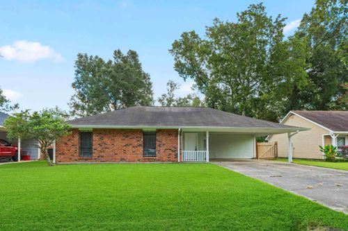 7513 Quorum Dr, Baton Rouge, LA, 70817-5438 | Card Image