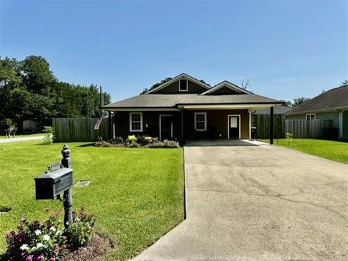 1591 Melvin Ln, Lake Charles, LA, 70605-4521 | Card Image
