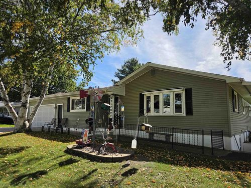 908 Mildred Ave, Edgerton, WI, 53534-1908 | Card Image