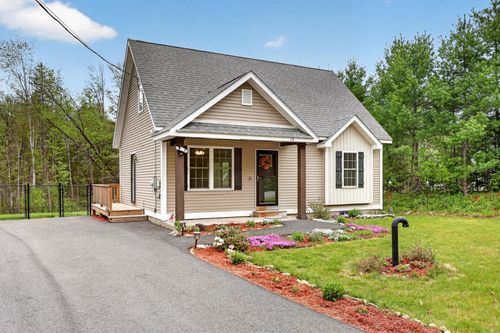 18 Village Drive, Rindge, NH, 03461 | Card Image