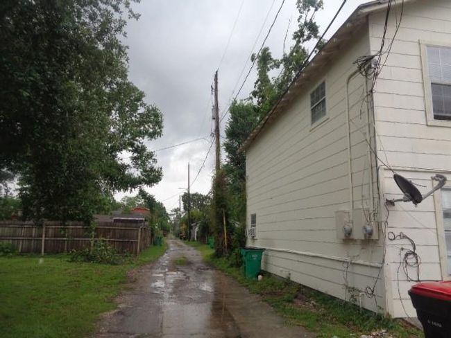 3230 Ohio St, Home with 3 bedrooms, 2 bathrooms and null parking in Baytown TX | Image 10