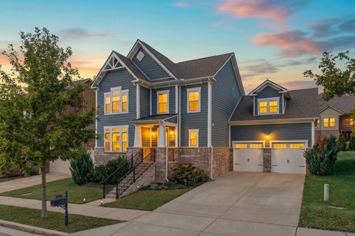 8029 Brookpark Ave, Franklin, TN, 37064-1493 | Card Image