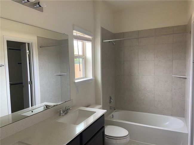 2923 Brand Iron Dr, House other with 4 bedrooms, 3 bathrooms and 4 parking in San Marcos TX | Image 7