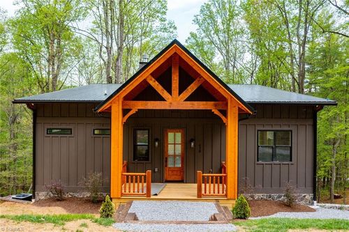 438 Rocky Creek Rd, Piney Creek, NC, 28663 | Card Image