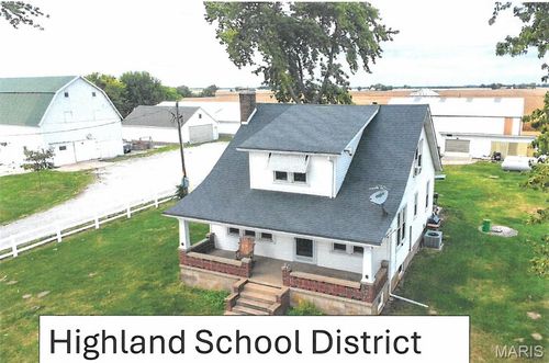 371 Freys Meadows Ave, Pocahontas, IL, 62275-3546 | Card Image