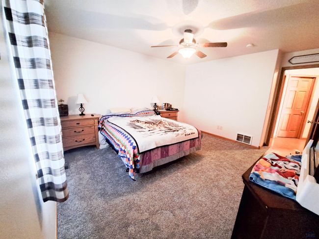 814 Ridgeview St, House other with 4 bedrooms, 2 bathrooms and null parking in Belle Fourche SD | Image 11