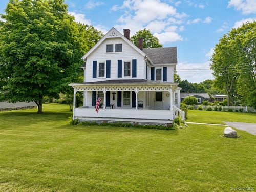 34 Railroad Ave, Pine Bush, NY, 12566-6020 | Card Image