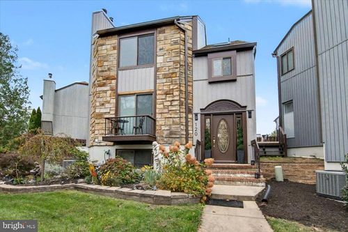 120 Diamond Ln, Old Bridge, NJ, 08857-3323 | Card Image