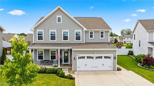 527 Birkdale Cir, Painesville, OH, 44077-4831 | Card Image