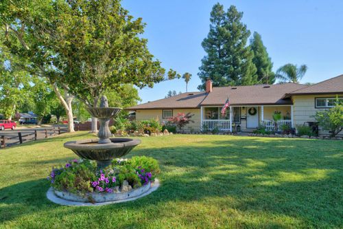 2401 Saint Francis Drive, Sacramento, CA, 95821 | Card Image