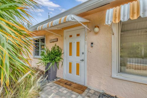 1201 N K St, Lake Worth Beach, FL, 33460-2237 | Card Image