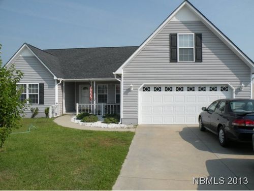 819 Fir Trl, Havelock, NC, 28532-3232 | Card Image