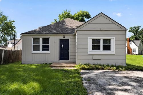 25 Barcelona Ave, Saint Louis, MO, 63138-3102 | Card Image