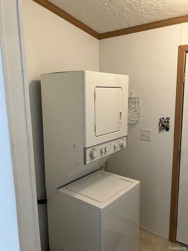 2900 Parkview Dr, House other with 2 bedrooms, 2 bathrooms and null parking in Port Hope MI | Image 18
