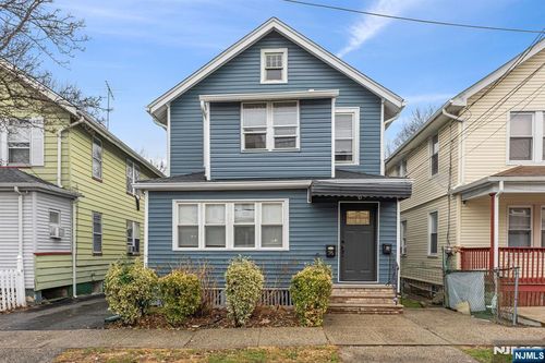 76 Mission St, Montclair, NJ, 07042-4518 | Card Image