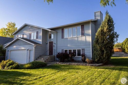 535 Fairview Ln, Laurel, MT, 59044-9648 | Card Image