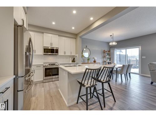 5158 Lark Cres Nw, Edmonton, AB, T5S0P2 | Card Image
