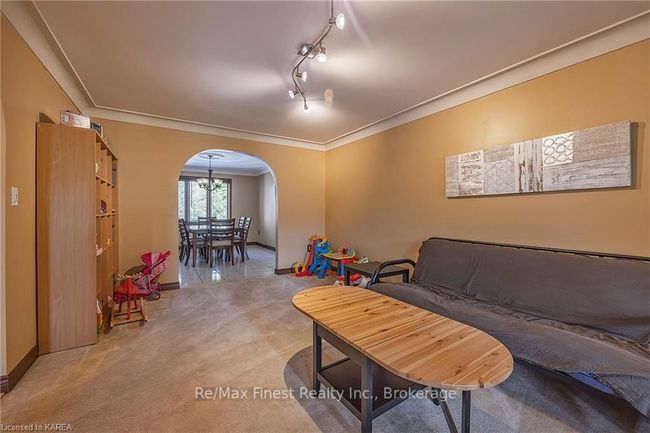 862 Old Colony Rd, House other with 4 bedrooms, 4 bathrooms and 6 parking in Kingston ON | Image 15