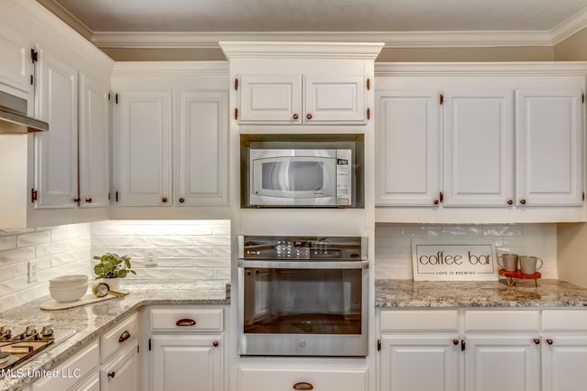 503 Bay Point Cv-32 | Image 31