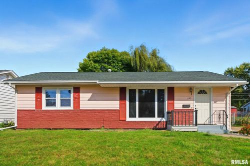 533 34th Ave, East Moline, IL, 61244-3421 | Card Image