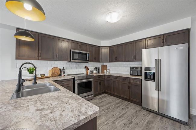 71 Crab Apple Crt, House other with 3 bedrooms, 4 bathrooms and 3 parking in Wellesley ON | Image 19