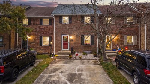 3593 Laredo Dr, Lexington, KY, 40517-2171 | Card Image