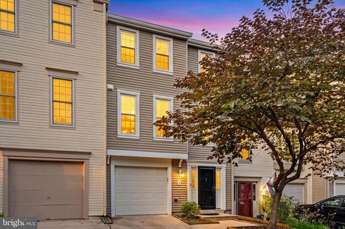 34 Fendall Ave, ALEXANDRIA, VA, 22304-6300 | Card Image