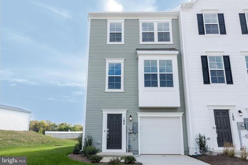 184 Gray Silver Rd, INWOOD, WV, 25428-7103 | Card Image