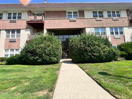 apt-d5-1111 River Rd, Edgewater, NJ, 07020-1368 | Card Image