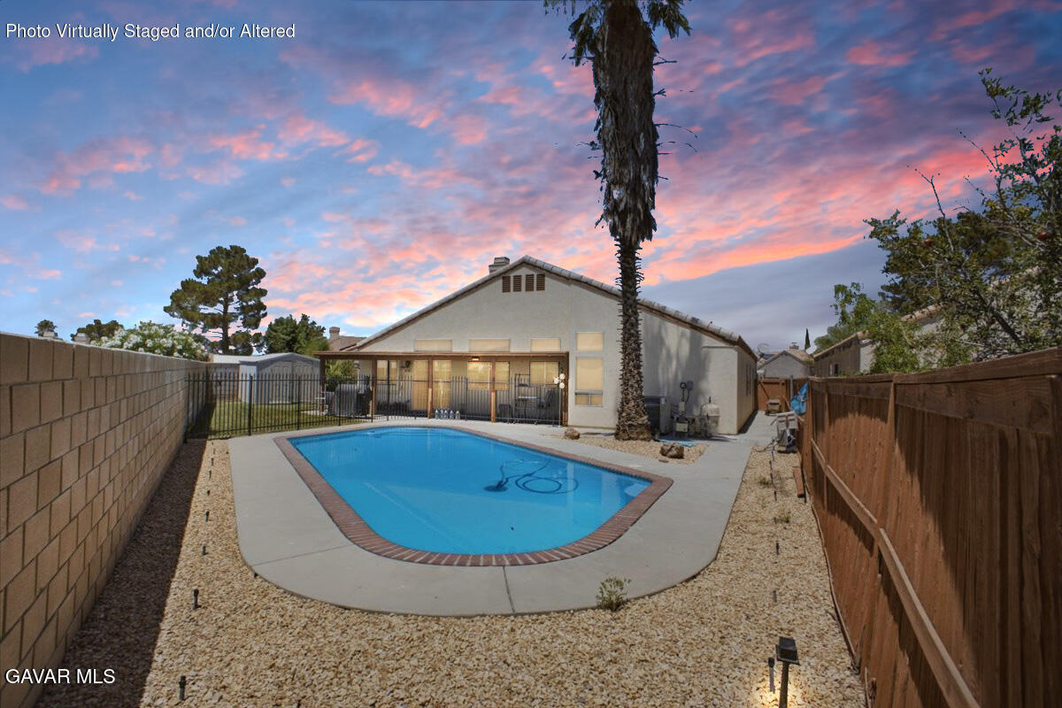 Residential in Rosamond